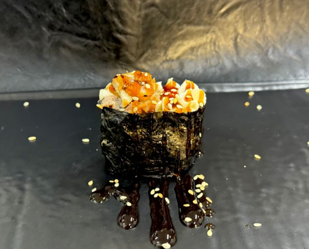 Фото Гункан с угрем